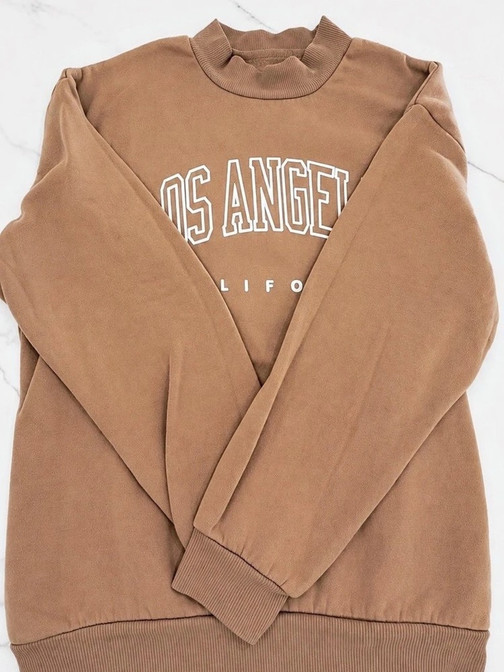 3/$15 ELIGIBLE Los Angeles Graphic Mockneck Brown Sweatshirt Sz M Shein
